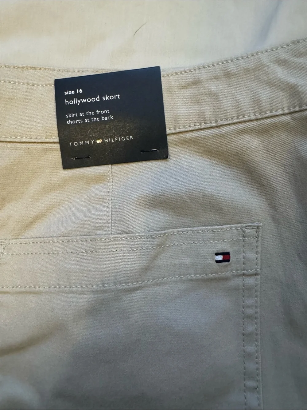 NWT Tommy Hilfiger Hollywood Khaki Skort Size 16 Golf Preppy